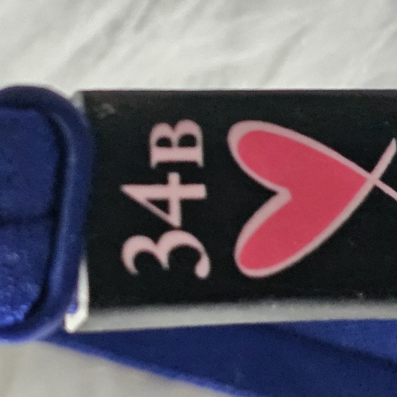 Victoria's Secret Blue T-Shirt Bra with Molded Cups - Picture 2 of 2